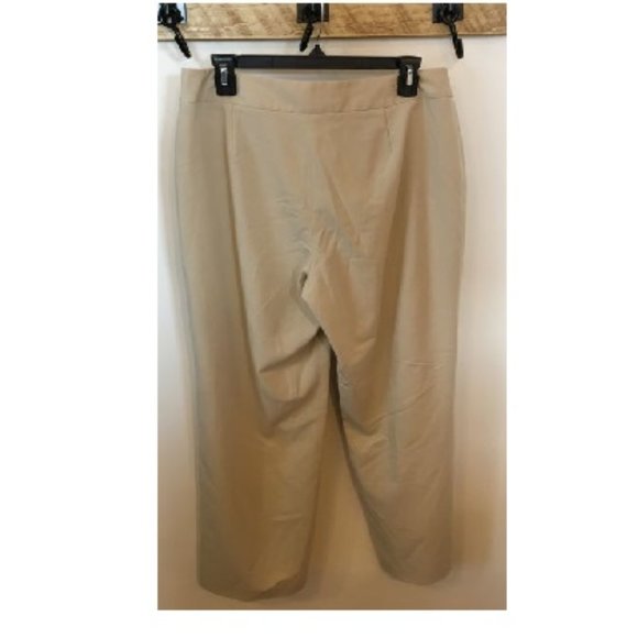 Josephine Chaus Women's Beige Pants Slacks Polyester Spandex Size 12 - Picture 5 of 6